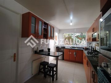 Casa en Venta en Macul Alto/Camino del paisaje