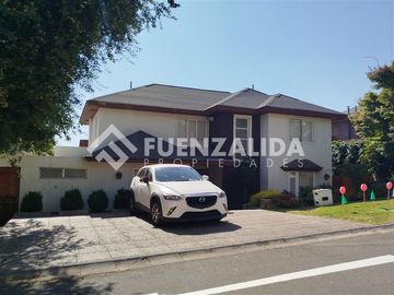 Casa en Venta en Macul Alto/Camino del paisaje
