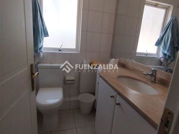 Casa en Venta en Macul Alto/Camino del paisaje