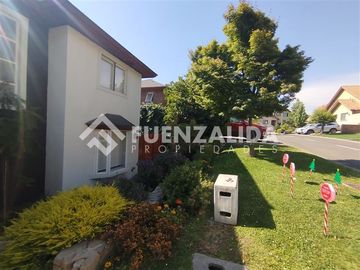 Casa en Venta en Macul Alto/Camino del paisaje