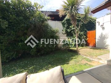 Casa en Venta en Macul Alto/Camino del paisaje