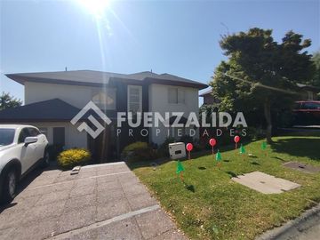 Casa en Venta en Macul Alto/Camino del paisaje