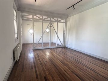Oficina en Venta en Barrio Italia| Casa habitacional y comercial en venta (5D3B) | Ñuñoa | One Propiedades