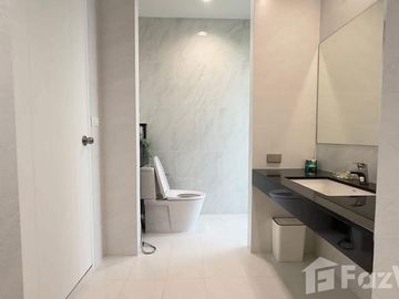 4 Bedroom Villa for sale at Baan Talay Pattaya