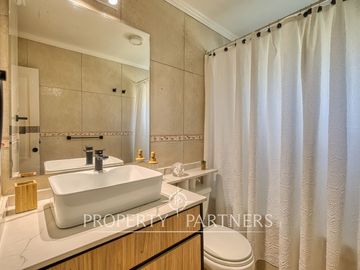 Sector Poniente, excelente casa de 1 piso, recién remodelada en condominio  con excelentes accesos. Agua propia