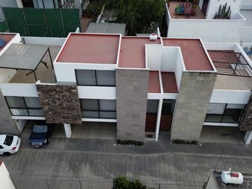 Casa en venta en Pedregal la Carcaña San Pedro Cholula Puebla