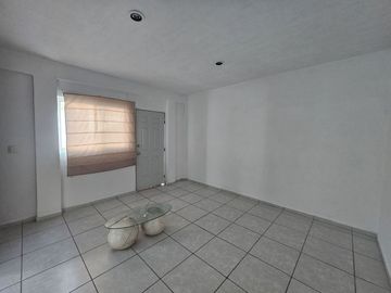 CASA EN VENTA SOBRE AVENIDA PRINCIPAL, CIUDAD CACUEL MERIDA.