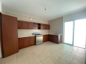 Casa CON ALBERCA en venta en Fracc. Playas del Conchal. ALVARADO, VER.