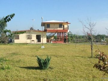 Huerta en el FRAILE con comodidades para el descanso/diversión