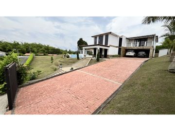 VENTA DE CASA CAMPESTRE EN TEBAIDA, QUINDO, COLOMBIA