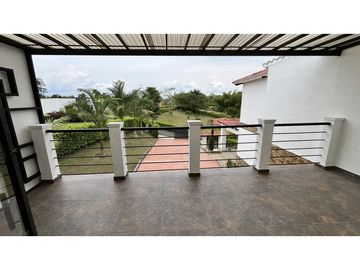 VENTA DE CASA CAMPESTRE EN TEBAIDA, QUINDO, COLOMBIA