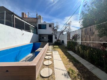 Casa en venta en Banthí, San Juan del Río, Querétaro.