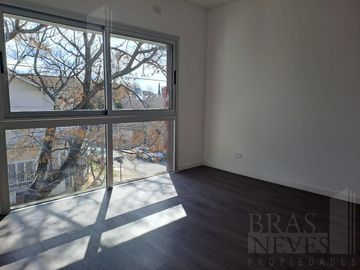 A ESTRENAR !! 3 amb. // SUITE// COCHERA // PARRILLA *  A 6 CUADRAS DE MAIPU