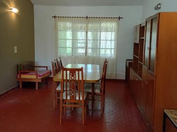 Casa en venta - 2 Dormitorios 1 Baño - San Clemente del Tuyú
