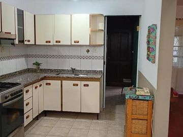 Casa en venta - 2 Dormitorios 1 Baño - San Clemente del Tuyú