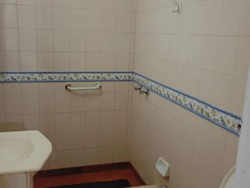 Casa en venta - 2 Dormitorios 1 Baño - San Clemente del Tuyú