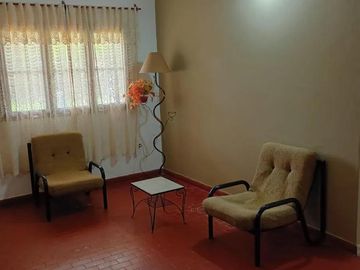 Casa en venta - 2 Dormitorios 1 Baño - San Clemente del Tuyú