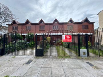 VENTA TRIPLEX ESPACIO VEHICULAR PATIO PARRILLA SAN BERNARDO