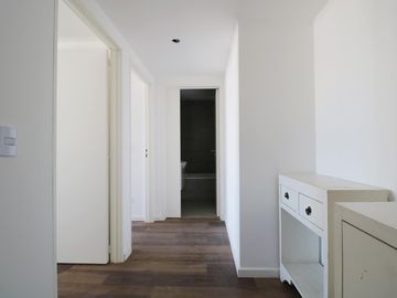 VENTA DEPARTAMENTO DE TRES AMBIENTES EN CABALLITO - BALCON TERRAZA - VISTA ABIERTA - FULL AMENITIES