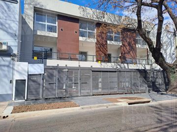 A ESTRENAR !! 3 amb. // SUITE// COCHERA // PARRILLA *  A 6 CUADRAS DE MAIPU