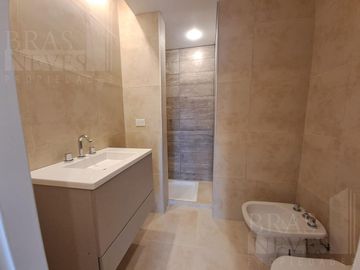 A ESTRENAR !! 3 amb. // SUITE// COCHERA // PARRILLA *  A 6 CUADRAS DE MAIPU