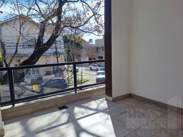 A ESTRENAR !! 3 amb. // SUITE// COCHERA // PARRILLA *  A 6 CUADRAS DE MAIPU