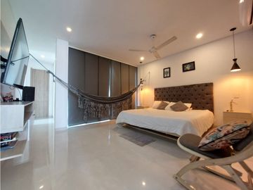 CASA  EN PICACHO CON PISCINA - CONJUNTO CERRADO