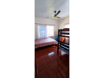 CASA FINCA EN VENTA A ORILLA DEL RIO EN LOS GOMEZ - COTORRA