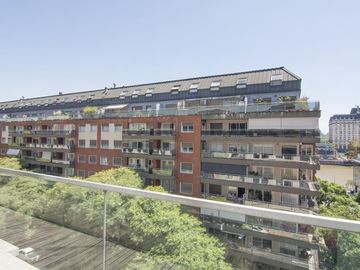 Departamento en  VENTA PUERTO MADERO 3 DORMITORIOS DOS COCHERAS