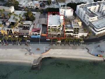 Edificio en el Malecon de La Paz BCS