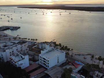 Edificio en el Malecon de La Paz BCS