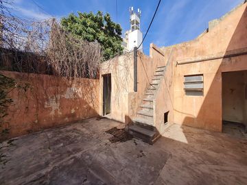 ¡IMPERDIBLE! ¡PH con lote de 8,36x34! En venta y a refaccionar