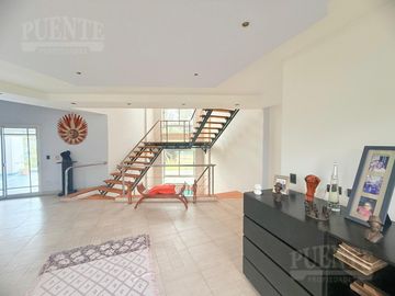 Casa en Venta en Canning 5 dormitorios doble lote