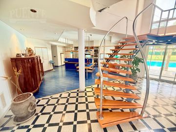 Casa en Venta en Canning 5 dormitorios doble lote