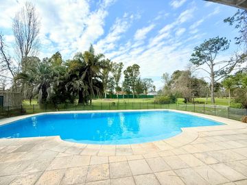 Casa en Venta en Canning 5 dormitorios doble lote