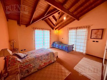 Casa en Venta en Canning 5 dormitorios doble lote