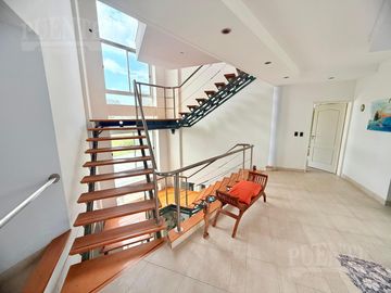 Casa en Venta en Canning 5 dormitorios doble lote