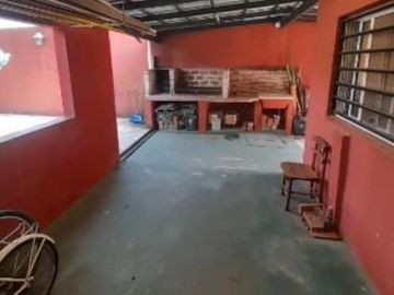 Casa en venta - 2 Dormitorios 1 Baño - San Clemente del Tuyú