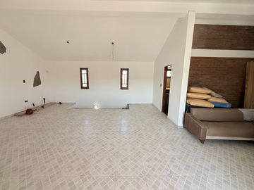 Casa en venta en las Sierras de Córdoba –con Pileta y Vista Panorámica