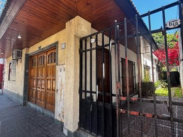 Casa PH en venta en Moron Sur