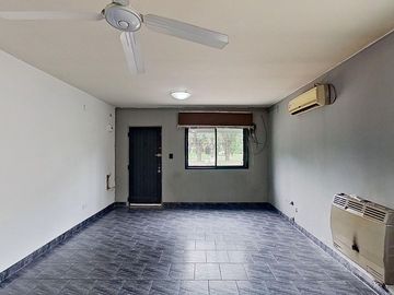 CASA VENTA TRES AMBIENTES CASEROS