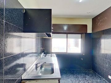 CASA VENTA TRES AMBIENTES CASEROS