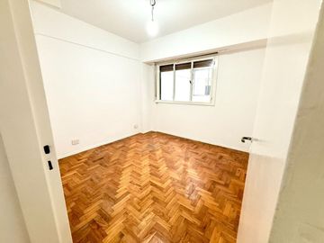 2 AMBIENTES VENTA ALMAGRO APTO PROFESIONAL