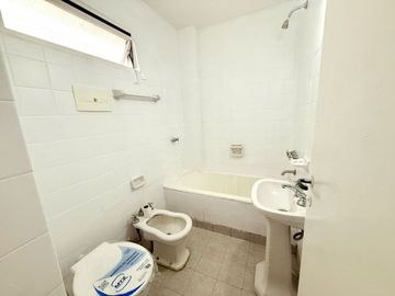 2 AMBIENTES VENTA ALMAGRO APTO PROFESIONAL