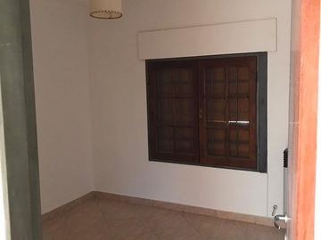 VENTA CASA MARCO SASTRE 3 DORMITORIOS COCHERA