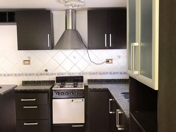 VENTA CASA MARCO SASTRE 3 DORMITORIOS COCHERA