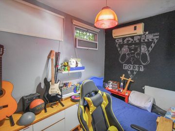 VENTA CASA 4 AMB FLORIDA NORTE C/TERRAZA Y QUINCHO