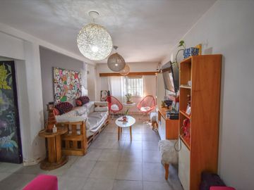 VENTA CASA 4 AMB FLORIDA NORTE C/TERRAZA Y QUINCHO