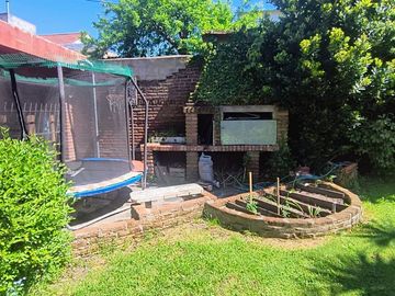 Casa 5 amb con parque y quincho en Caisamar