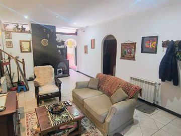 Casa 5 amb con parque y quincho en Caisamar